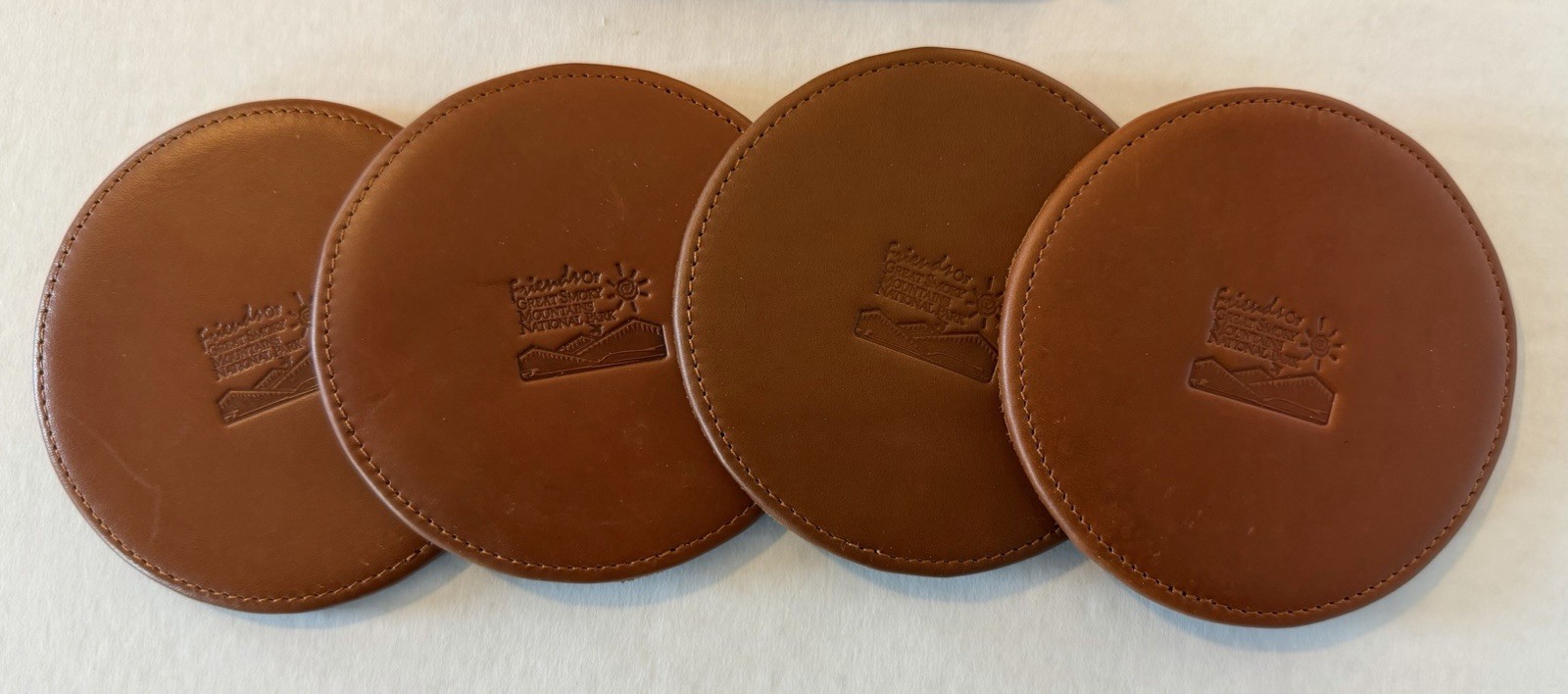 New GREAT SMOKEY MOUNTAIN NATIONAL PARK Leather Coaster Set In Holder with Box