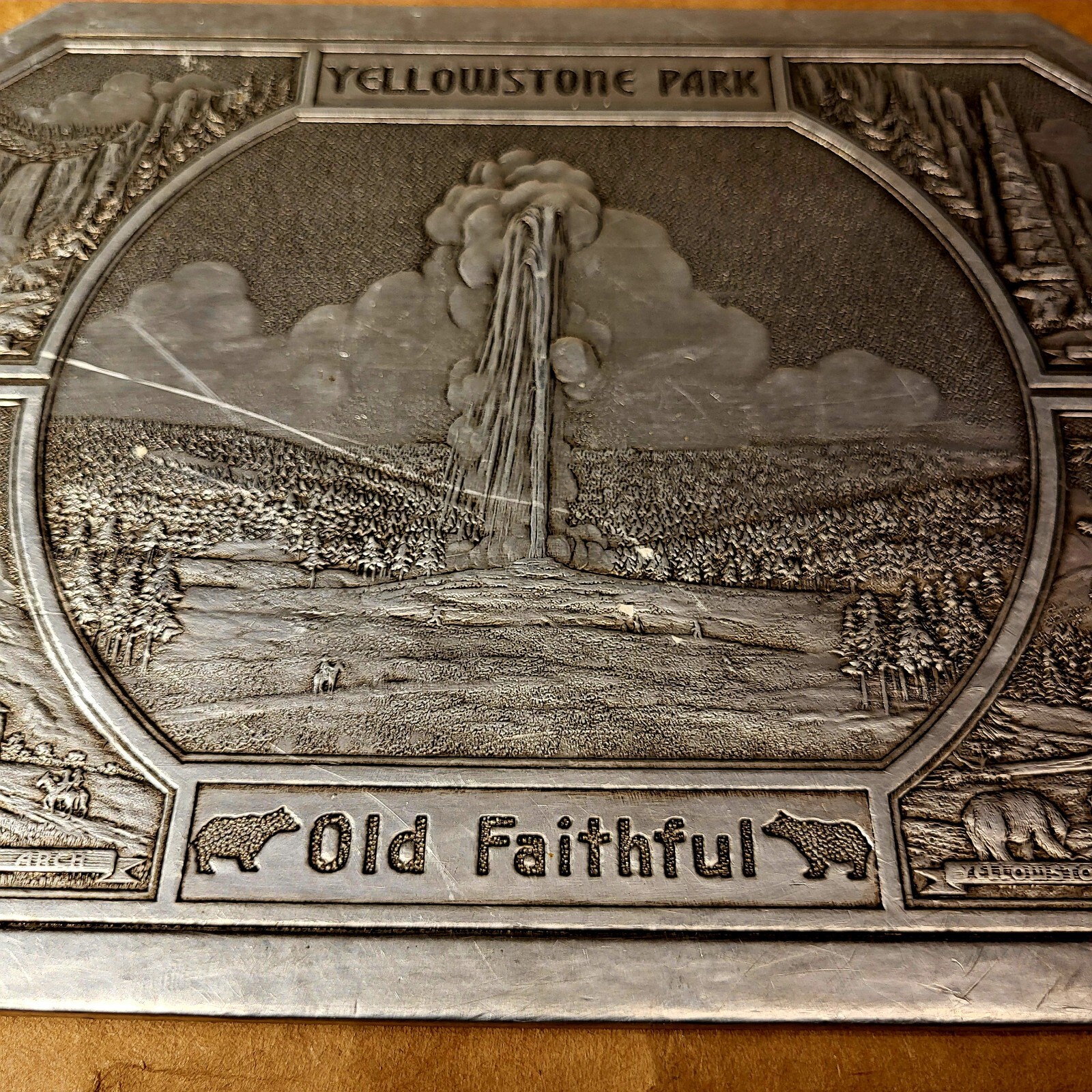 Yellowstone National Park 1930s Hot Dish Mat – 7 x 10 – used