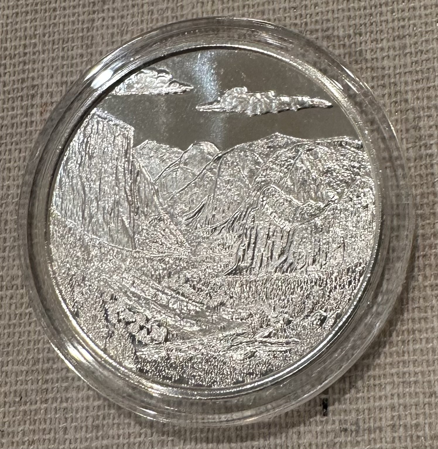 Yosemite National Park Centennial Coin 1 Troy Oz .999 Fine Silver Round Medal