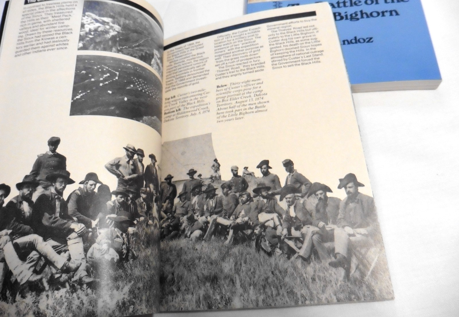 Lot of Vtg Custer Battlefield Little Bighorn National Monument Books + Postcards