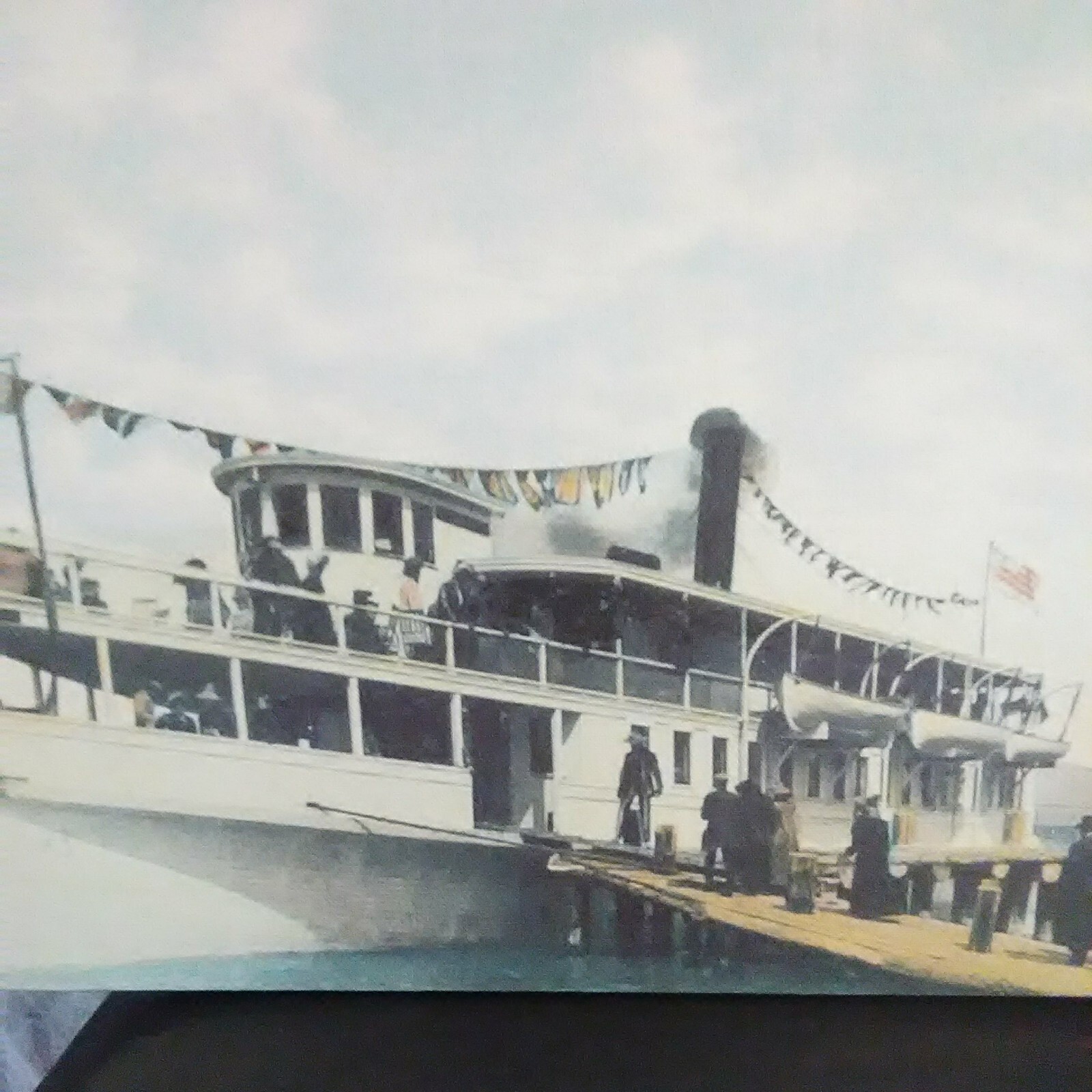 STEAMBOAT ON YELLOWSTONE LAKE, YELLOWSTONE NATIONAL PARK PICTURE ON CANVAS!